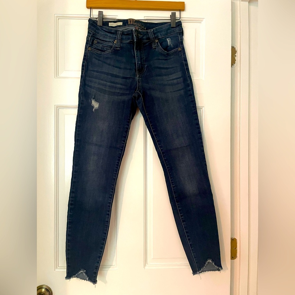 Kut from the Kloth Dark Blue Ankle Jeans
Carlo ankle skinny